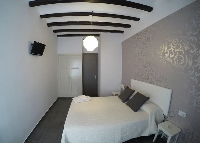 Mediterráneo Vendégház 3*